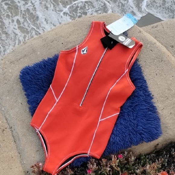 Volcom Other - Volcom Womens Modulator 1mm Front Zip Short John - Burnt Orange, NWT, Size 6